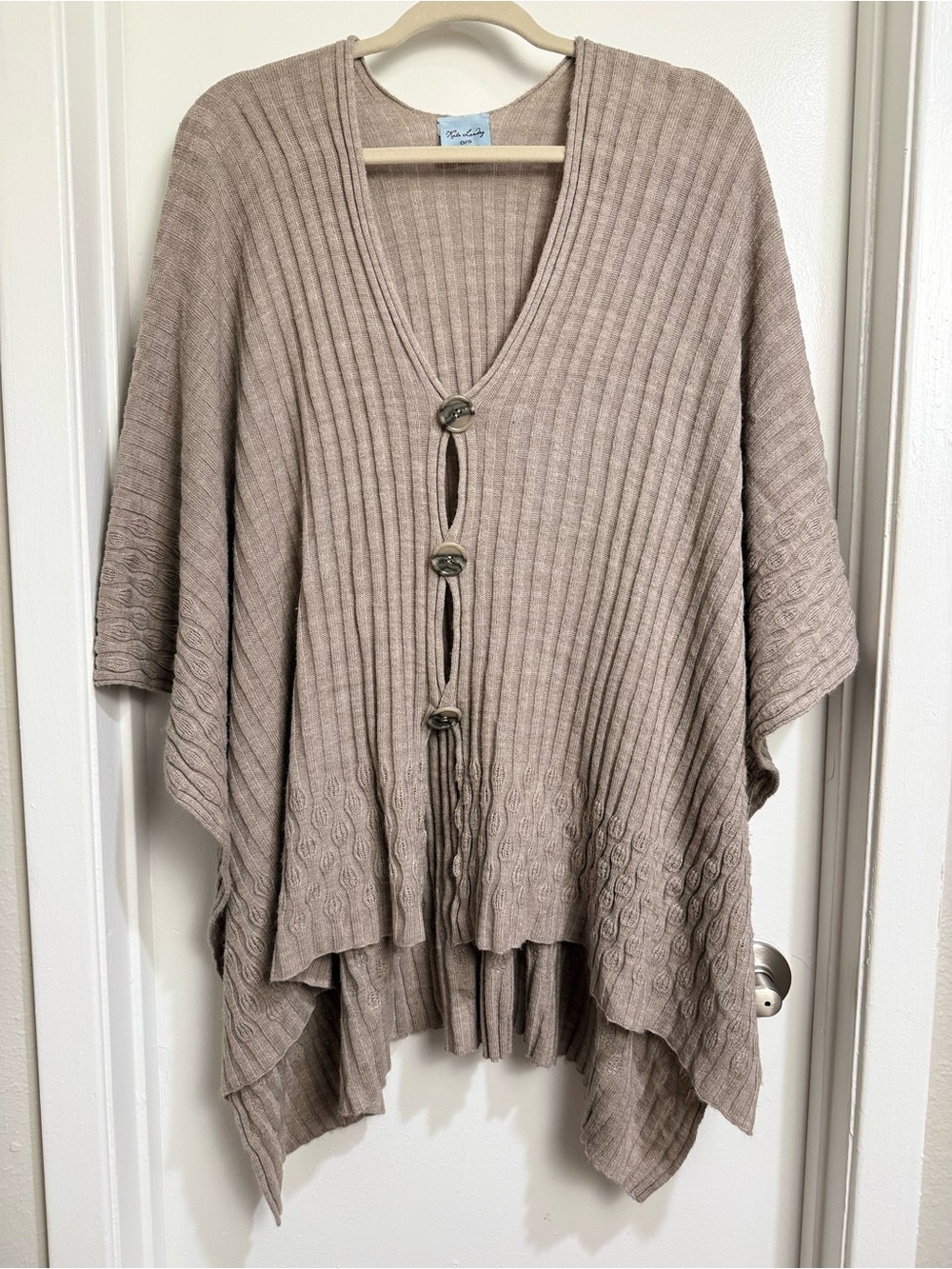 Kate Landry Oversized Cable Knit Poncho Cardigan Taupe One Size - Picture 3 of 6